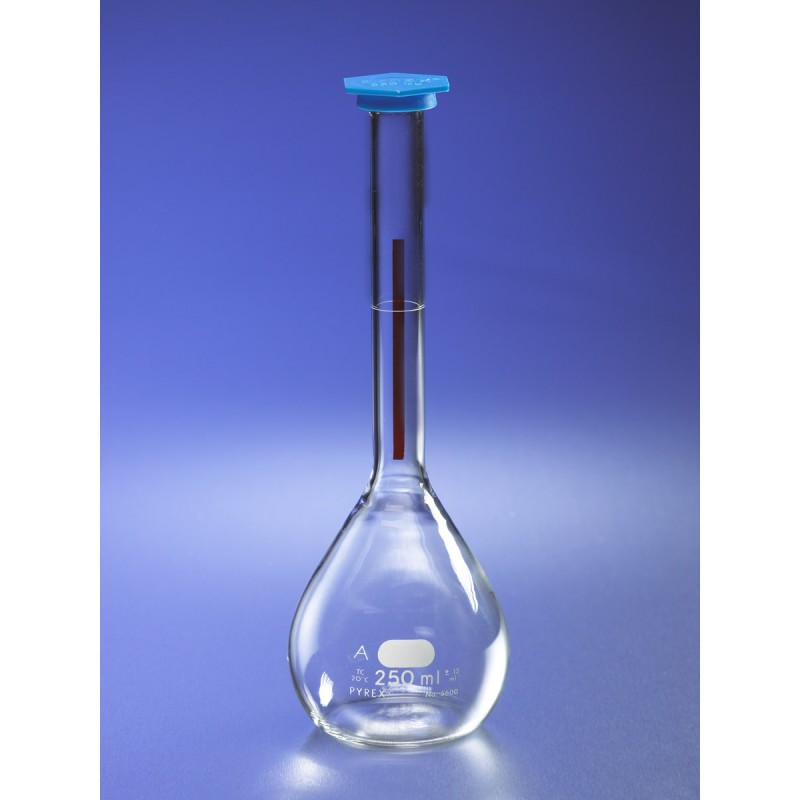 Corning 5600-100 PYREX® 100 mL Class A Lifetime Red Volumetric Flask with Polyethylene Snap-Cap