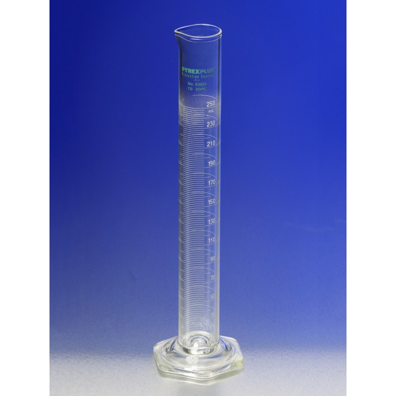 Corning 63024-2L PYREXPLUS® Coated 2L Single Metric Scale Cylinders, White Graduations, TD
