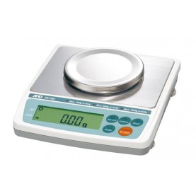 A&D EW-150i Triple Range Balance, 30 / 60 / 150 g x .01 / .02 / .05 g, Ø 4.3”