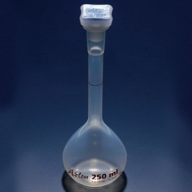 FDF138N Globe Scientific Volumetric Flask, PMP (TPX), Class B, Transparent, 1000 mL, 0.8 mL ± Tolerance, Printed Graduations (Individually packaged)