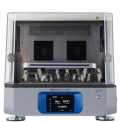 Thermo Scientific 76633-012 Solaris 4000 R Refrigerated Incubating Shakers (1/EA)